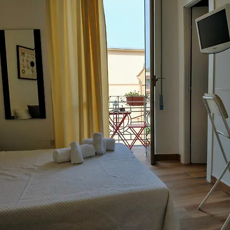 Micasatucasa * Formia